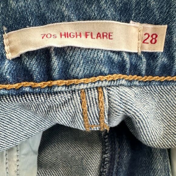 Levi's 70s Inspired High Rise Slim Fit Medium Wash Raw Edge Flare Denim Jeans 28 - Picture 11 of 13
